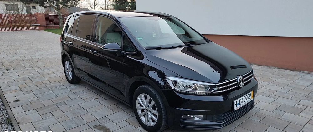 Volkswagen Touran cena 58500 przebieg: 226000, rok produkcji 2015 z Końskie małe 379